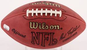lot 34 image: Daunte Culpepper Signed Official NFL Game Football (Fanatics Hologram)