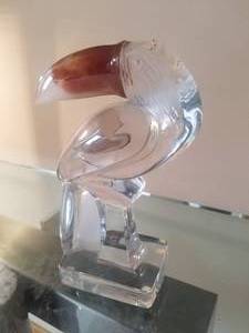 lot 211 image: Fine Glass Art Tucan by Daum France