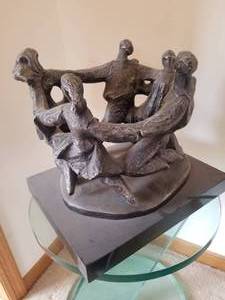 lot 262 image: Beautiful Sculpture by Austin Productions- Leaping Dance