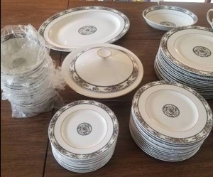 lot 375 image: Huge Fine China Service by Royal Doulton- Tavistock