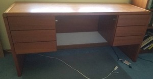 lot 327 image: Student Work Desk with Chair