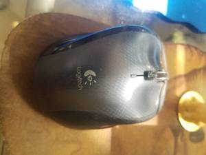 lot 117 image: Logitech Wireless Keyboard Model MK700
