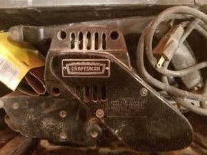lot 527 image: Craftsman Belt Sander