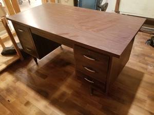 lot 72 image: Retro Work Desk