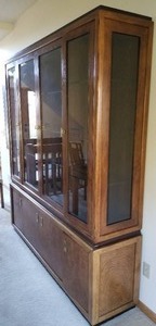 lot 58 image: Gorgeous Mahogany China Cabinet