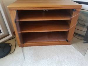 lot 575 image: Compact Entertainment Stand