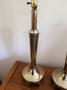 lot 337 image: Pair of Cool Mid-Century Brass Table Lamps