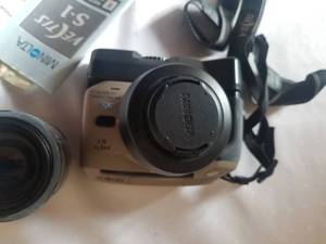 lot 453 image: Magnolta Vectis S-1 SLR Camera with Minolta Lens 56-170mm f4.5-5.6