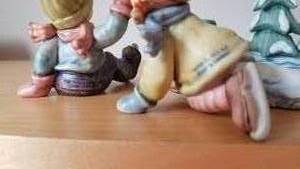 lot 235 image: Hummel Figurines Icey Adventure