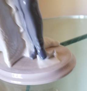 lot 131 image: Lladro Figurine  Mavel Tov Jewish Wedding Couple 6028