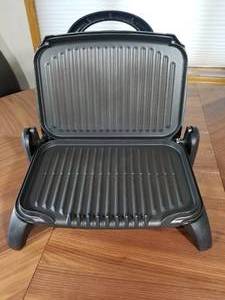 lot 388 image: George Foreman Lean Mean Fat Burning Machine Griddle