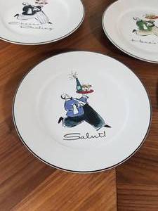 lot 385 image: Fun Waiter Hors dOeuvres Plates