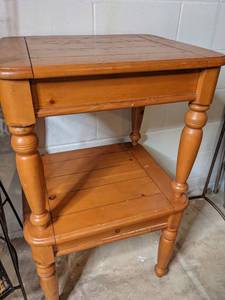 lot 134 image: Pair of Matching Pine Side Tables