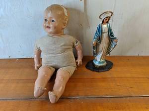 lot 20 image: Antique Doll and Virgin Mary Statue