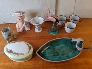 lot 119 image: Will-George Flamingo  Assorted Vintage Pottery Pieces
