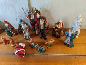 lot 75 image: Lot of Assorted Santa Figurines and Nativity Scene