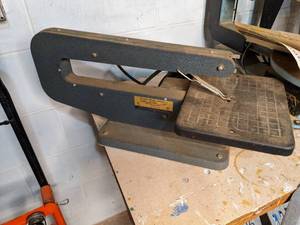 lot 93 image: Montgomery Ward Powr Craft 15 Power Jig Saw