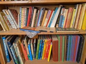 lot 171 image: Lot of Vintage Books (Many Childrens)