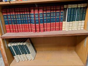 lot 172 image: Vintage World Book Encyclopedia Full Set & 60s70s Yearbooks