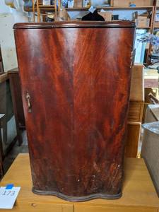 lot 176 image: Vintage Sheet Music Storage Cabinet
