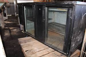 lot 214 image: True NSF Stainless Steel Commercial Beverage Cooler T88-3G