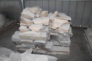 Lot of (1 Pallet) Misc. Stones