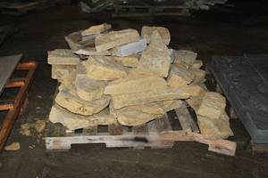 Lot of (1 Pallet) Limestones
