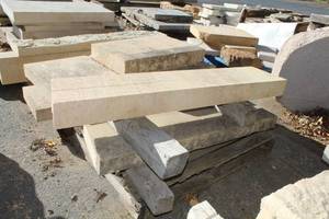 Lot of (1 Pallet) Makato Stones