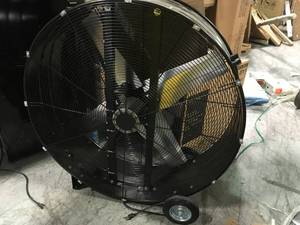 COMFORT ZONE 42 in. 2-Speed Industrial Drum Fan SEE PICS