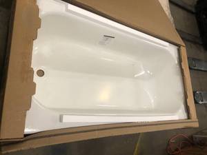 Bootz Industries  Aloha 60 in. Left Drain Rectangular Alcove Soaking Bathtub in White