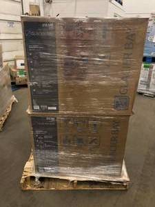 Pallet with Assorted Toilet original costumer returns various conditions