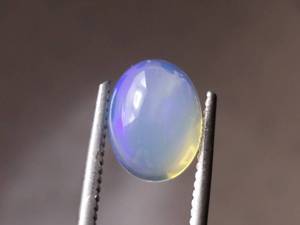 lot 30C image: 1.92 Carat Ethiopian Welo Opal Loose