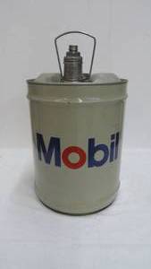 Vintage 5 gal Mobil Oin Can