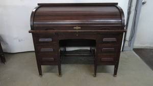 Antique 7 Drawers Roll Top Desk