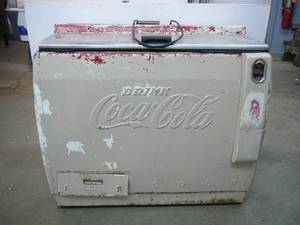 Vintage Coca-Cola Machine