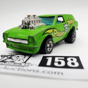 lot 158 image: Vintage 1977 Hot Wheels Poison Pinto