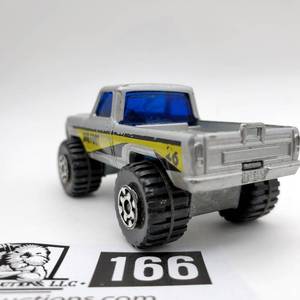 lot 166 image: Vintage Mini Pick-Up Matchbox
