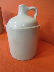 lot 9 image: 3 gal Red Wing Jug
