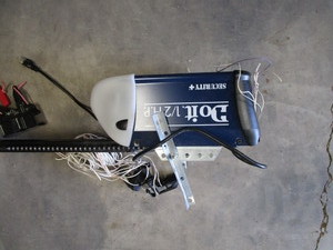 lot 45 image: Garage Door Opener