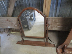 lot 4 image: Mirrors