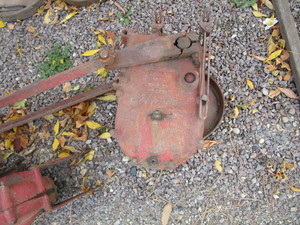 lot 59 image: (2) Vintage Monitor Gear Boxes