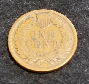 1879 INDIAN HEAD CENT looks VF in hand with full liberty
