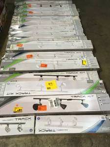lot 1 image: ASSORTED PALLET WITH MIXED LITHONIA LIGHTING SEE PICS