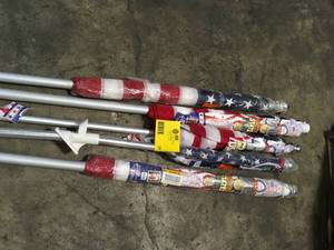 lot 28 image: 5 SEASONAL DESIGNS 6 ft. x 1-14 in. Dia Flag Pole Set and 3 ft. x 5 ft. Nylon Flag SEE PICS