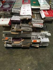 lot 30 image: ASSORTED PALLET WITH 6 CASES MIXED FLOORING SEE PICS