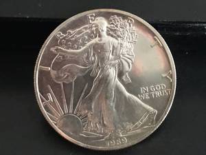 1989 Walking Liberty 1 oz Silver Coin