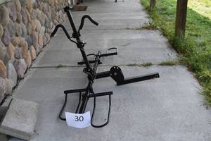 lot 30 image: Guide Gear Fat Tire Bike Carrier Rack, 2-Bike Capacity