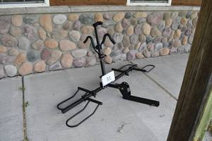lot 31 image: Guide Gear Fat Tire Bike Carrier Rack, 2-Bike Capacity