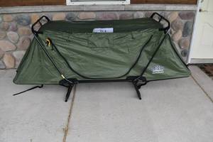 lot 61 image: Military-style Kamp-Rite Original Tent Cot