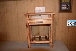 lot 85 image: CASTLECREEK Log End Table